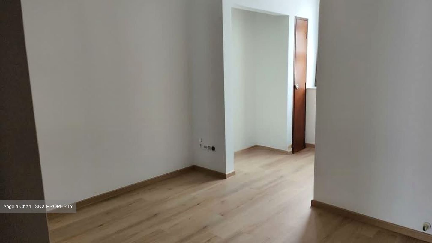 Cambridge Road (D8), Terrace #575842861